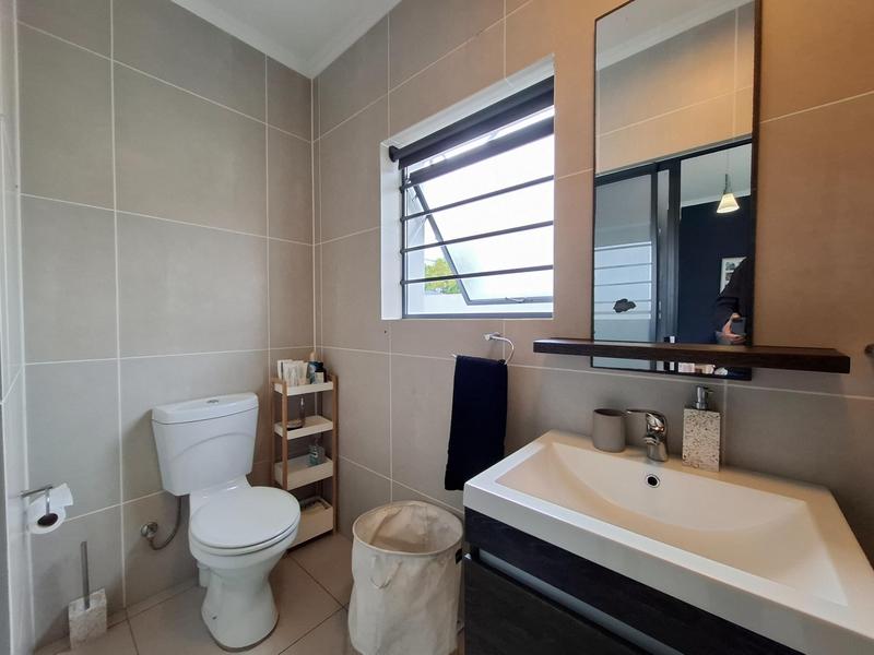To Let 3 Bedroom Property for Rent in De Velde Western Cape
